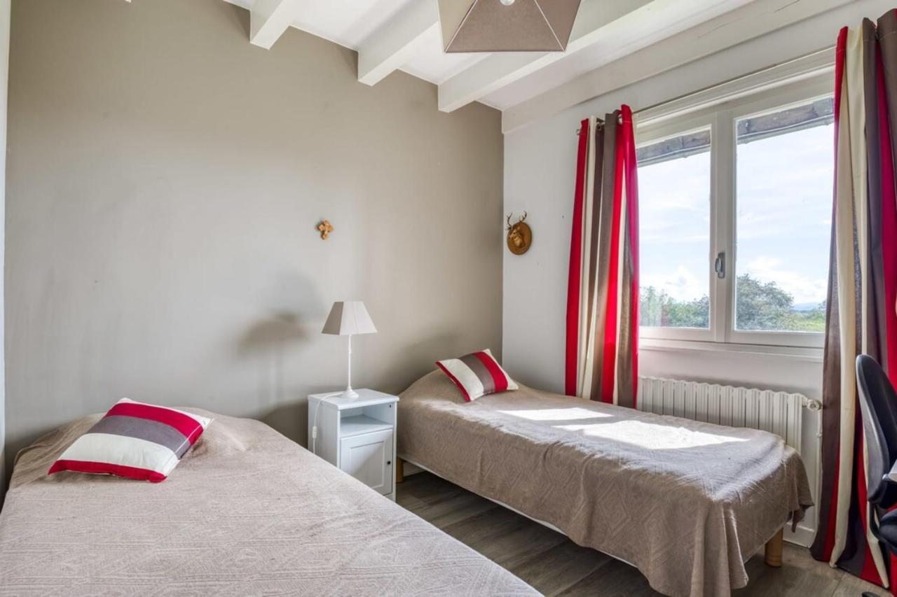 Family Villa At 1H15 From Lyon Precieux Esterno foto